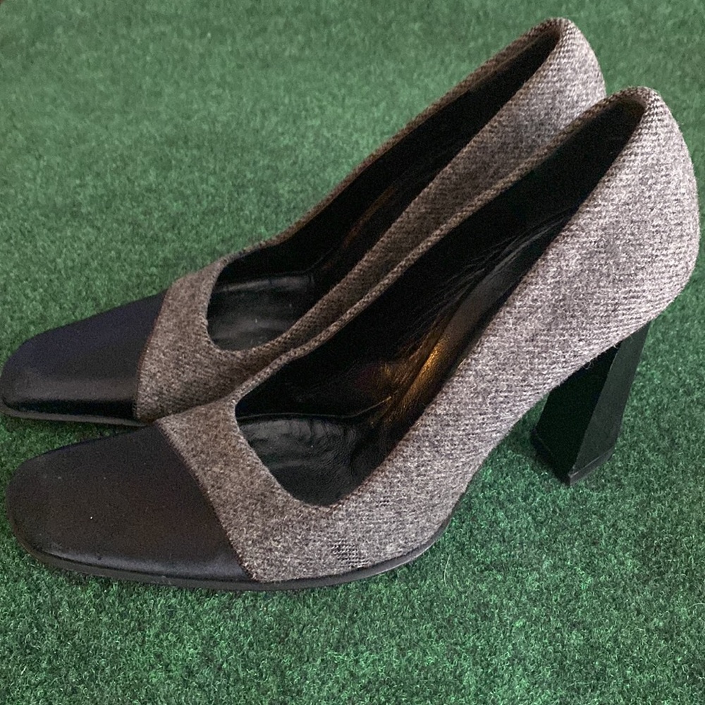 PRADA Gray Wool & Black Satin Cap Toe Pumps Heels Shoes Italy EU 36